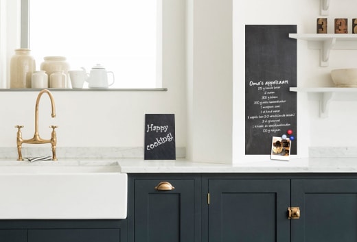 Magnetisch krijtbord op maat en leitje Magnetisch krijtbord op maat en leitje